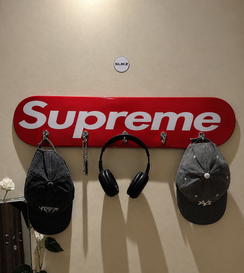 SUPREME WALL RACK